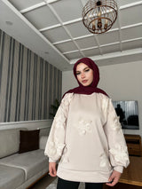 Çiçek Aksesuarlı Scuba Sweat-Bej