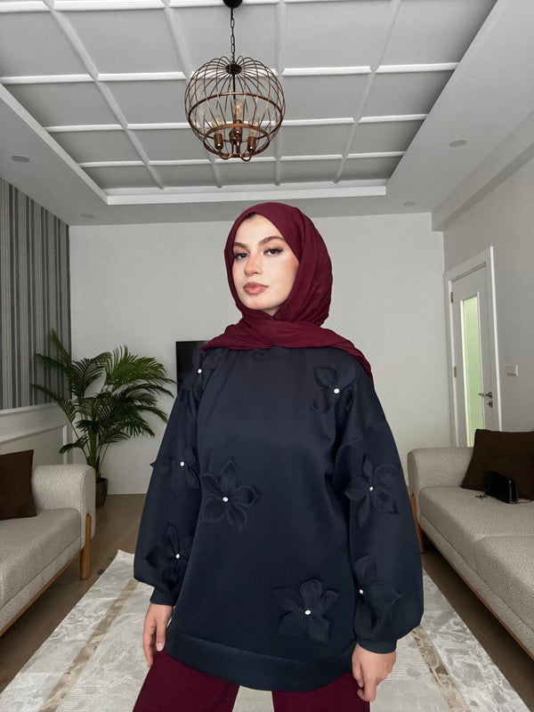 Çiçek Aksesuarlı Scuba Sweat-Siyah