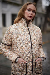 Kapitone Çiçekli Mont