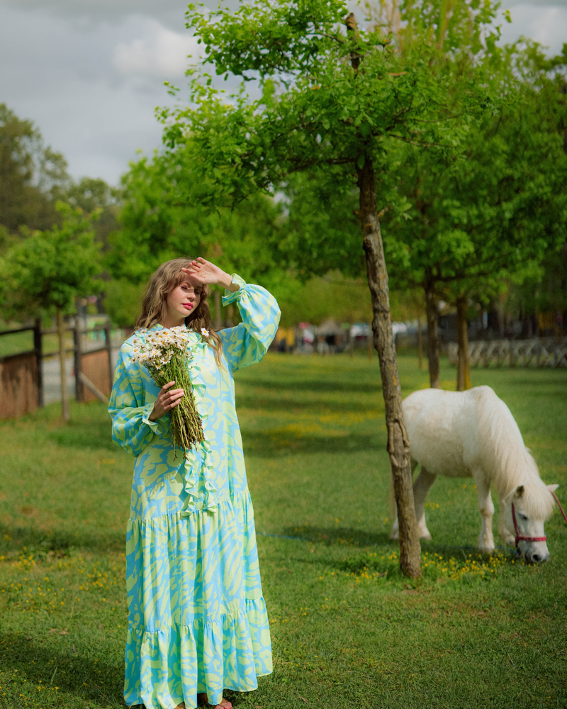 Patı Volanlı Elbise