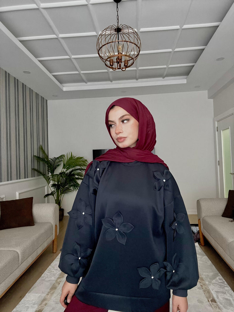 Çiçek Aksesuarlı Scuba Sweat-Siyah