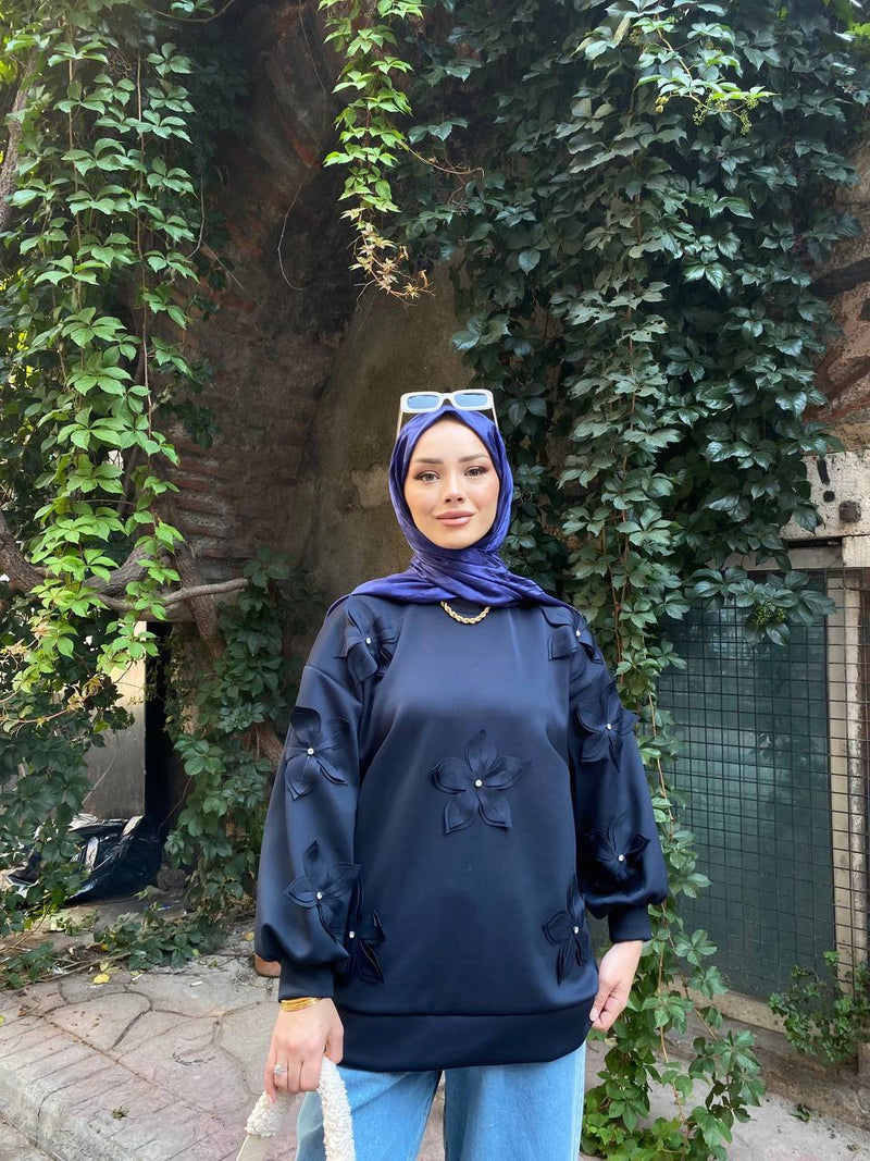 Çiçek Aksesuarlı Scuba Sweat-Lacivert