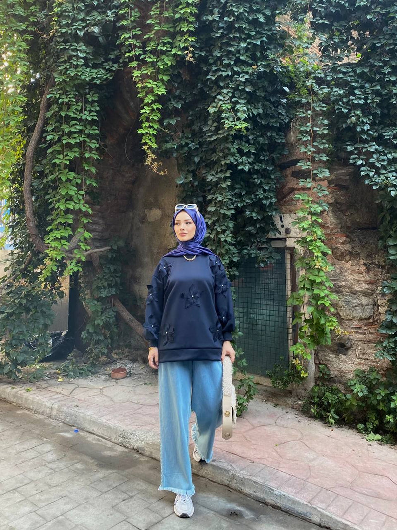 Çiçek Aksesuarlı Scuba Sweat-Lacivert